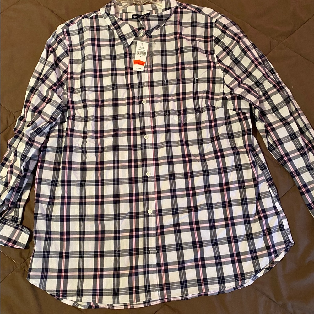 Gap NWT Plaid XL button down shirt